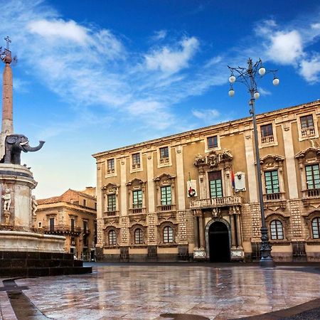Catania Central Deluxe House ภายนอก รูปภาพ