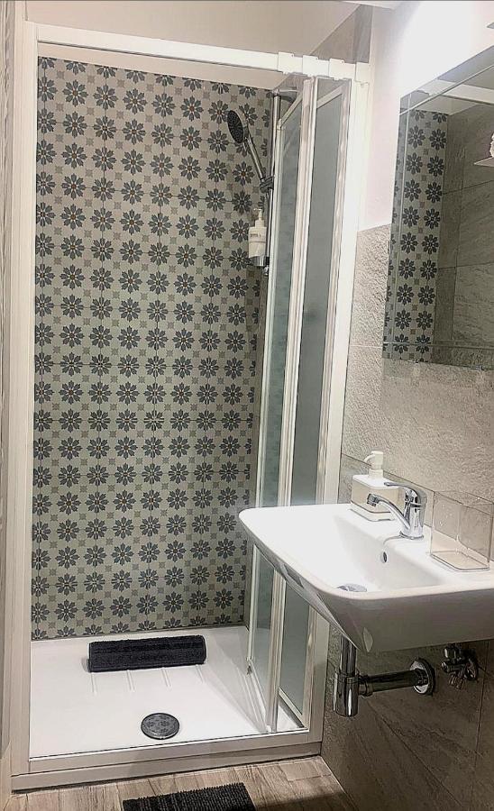 Catania Central Deluxe House ภายนอก รูปภาพ