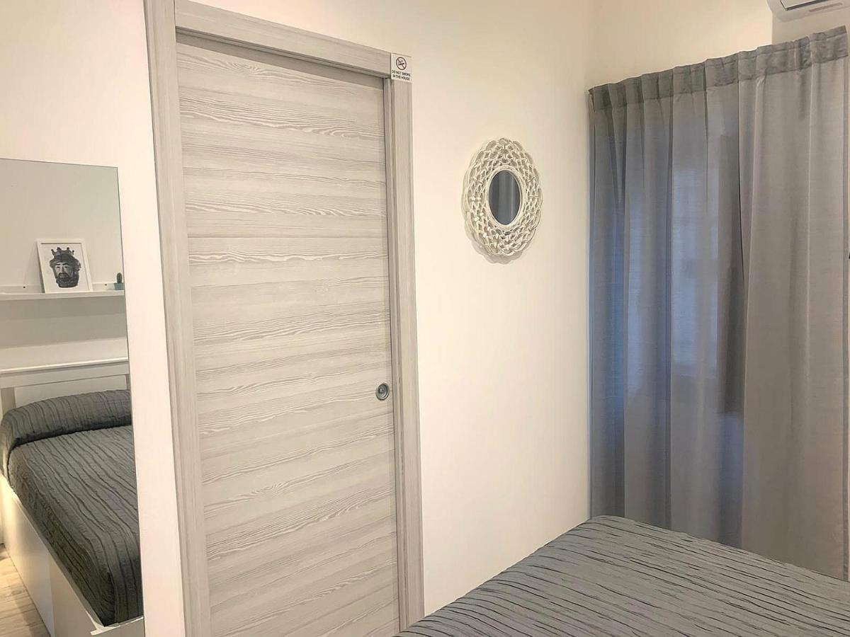 Catania Central Deluxe House ภายนอก รูปภาพ